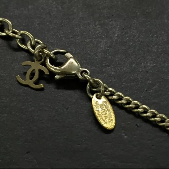 CHANEL CC Logo Border Pattern Silver Tone Pendant Necklace bicolor - Picture 8 of 9